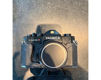 Cámara réflex de película Yashica TL Electro X de 35 mm con estuche para objetivo Yashinon-DS de 50 mm f1.4