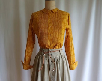 70s denim riding skirt cowgirl khaki thick cotton flared leather tie belt and pockets Bellagio made in Turkey 26 inch waist