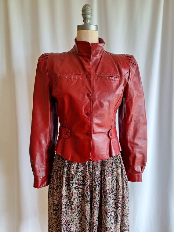 70s vintage Opera burgundy red cropped leather ja… - image 4