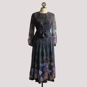 70s Stanley Sklar chiffon dress black floral panel print pleated 1970s Spring small
