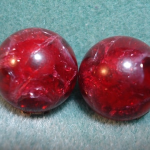 Vintage 1950 Cherry Red Strawberry Crackle Lucite Button Domed Clip On Earrings