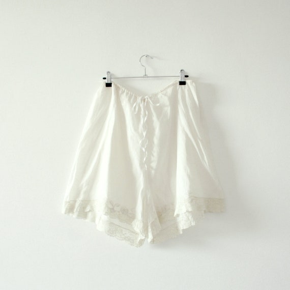 1930s Cream Cotton Lace Shorts . Drawstring Waist