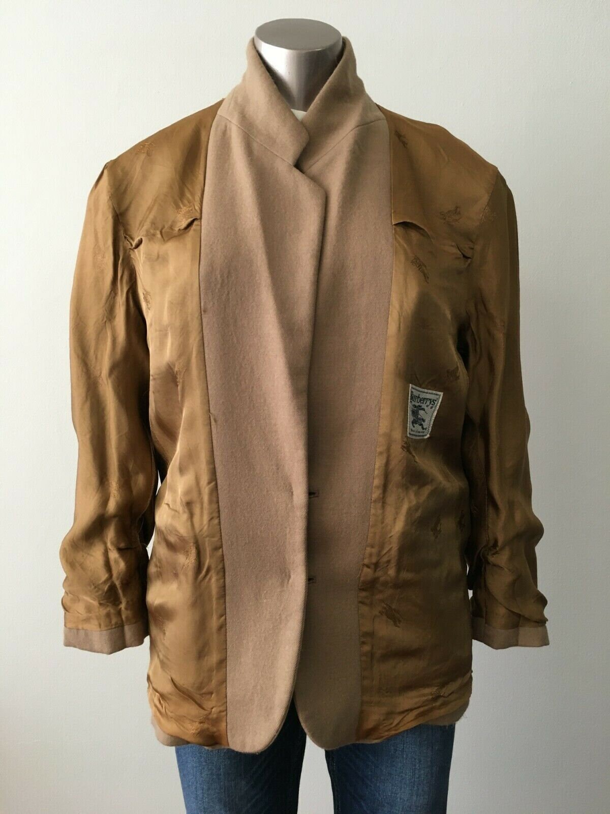 ジャケット・アウター 90s Burberry Balmacaan Coat wool camel Burberry // Beige Balmacaan Coat – VSP Consignment