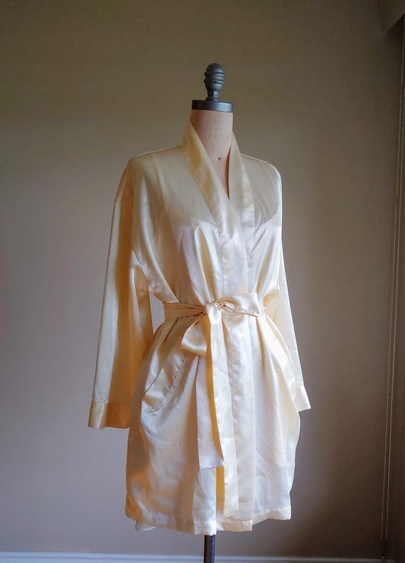 Victoria's Secret Robe Set / Cream Robe and Nightg
