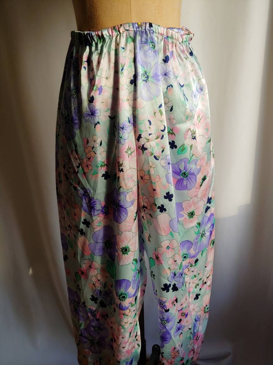 Vintage Jones New York Silky Tropical Floral Pajamas 30s Style Flowy  Camisole Top Elastic Waist Medium -  Canada