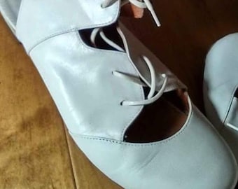 Y2K Espace unique white leather sling flats size 9 Portugal