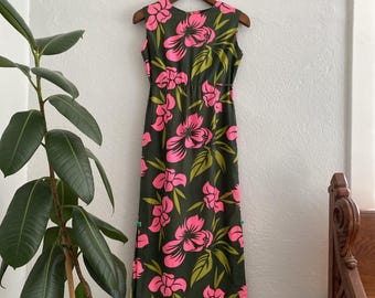 Vintage 60s Tiki Hawaiian Maxi Dress: Floral Cotton Resort Style (Size XS/S)