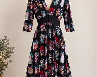 Trashy Diva V-Neck Black Dress Chinese Opera Print Size 8 (Fits 6)