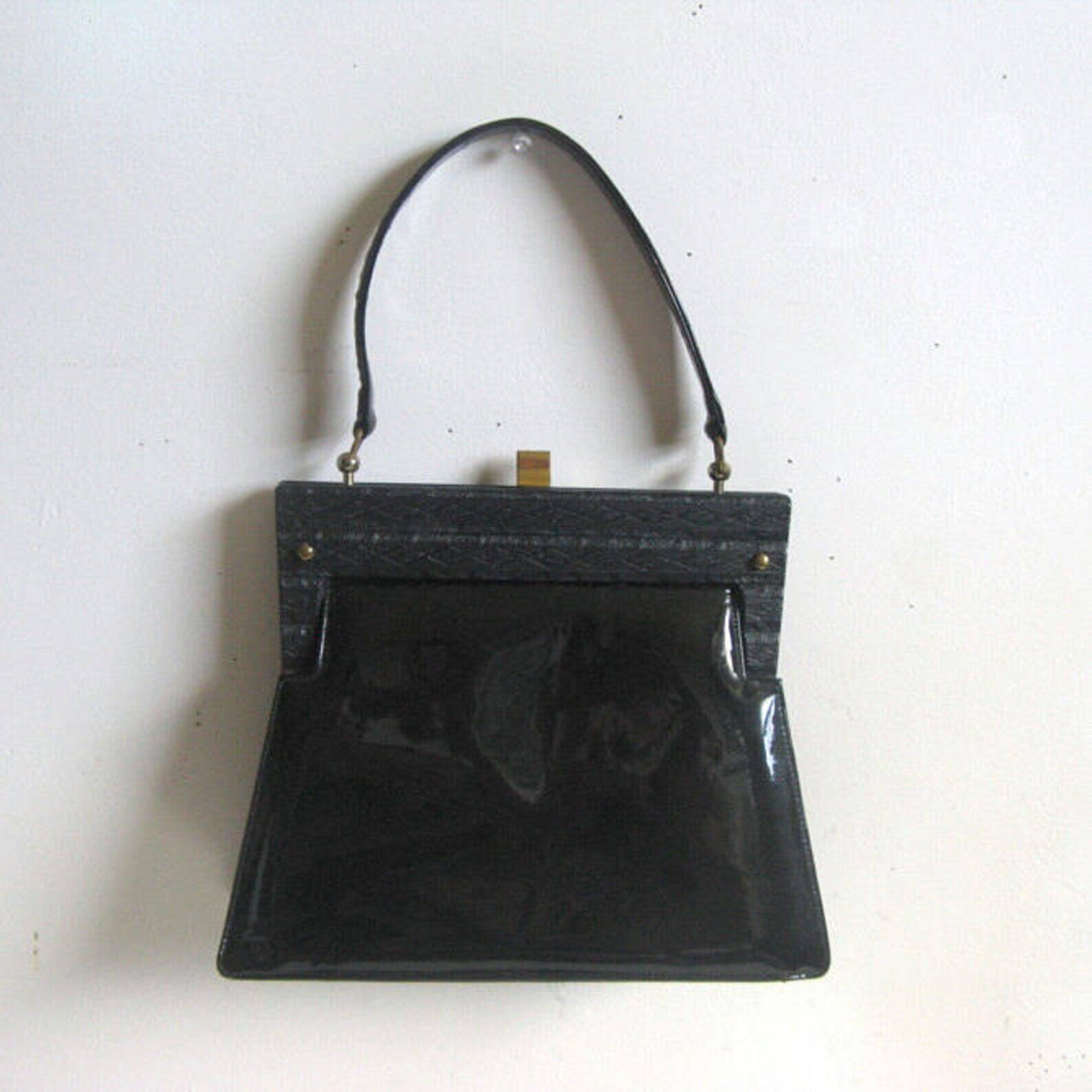 Vintage 1950s Handbag Black Patent Leather Bakelite Frame Purse ...