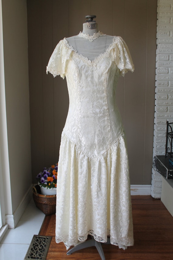 Edwardian Victorian French Basque Ilusion Neckline