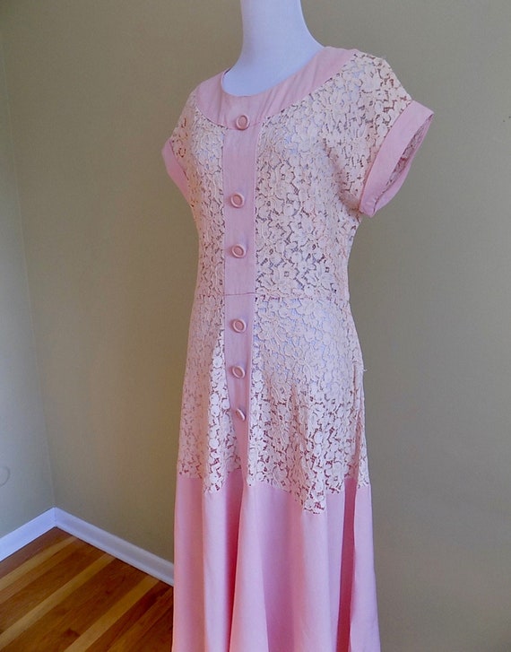 Clarissa's Flowers - 30s 40s Pink Lace and Linen D