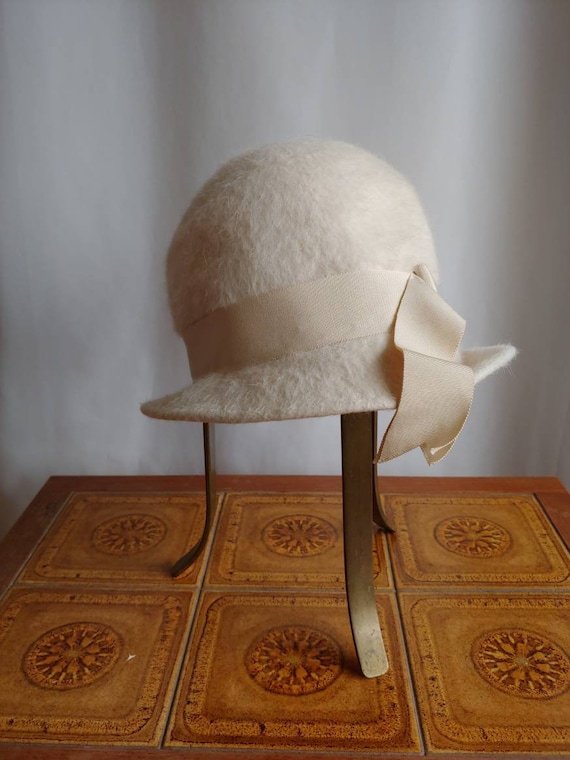 1960s Mod Flapper Hat, Fur Felt Bucket Hat, 60s Cl