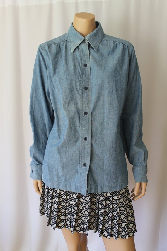 levi's chambray shirt