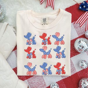 Patriotic balloon dog 4th of July t-shirt, Independence day t-shirt, red white and blue summer t-shirt, USA top