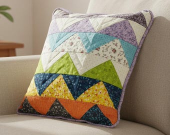 Zigzag Patchwork Pillow Quilt Pattern PDF | Scrappy Triangle Cushion | Chevron Throw Pillow | Boho Farmhouse Bedding Decor | PDF Download