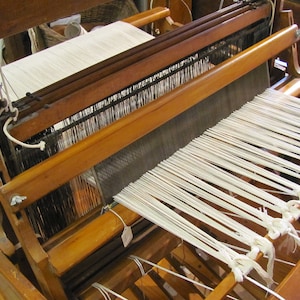 Table or Floor Loom Weaving Instructions, Easy How To Set Up Warp Threads Tutorial for Beginner Handweaving, 4H Harness Shaft Download PDF image 8