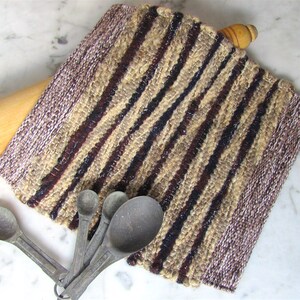 Wool Kitchen Pot Holder, Handmade BBQ Grill Stove Hot Mat, Foodie Cooking Baking Gifts, Eco Earth Friendly Hygge Modern Rustic Cabin Decor image 2