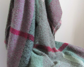 Mohair Blanket, Hygge Handmade Woven Throw Blanket in Green Plaid, Sofa Throw Blanket for Country Home Decor, Rustic Modern Farmhouse, Cabin