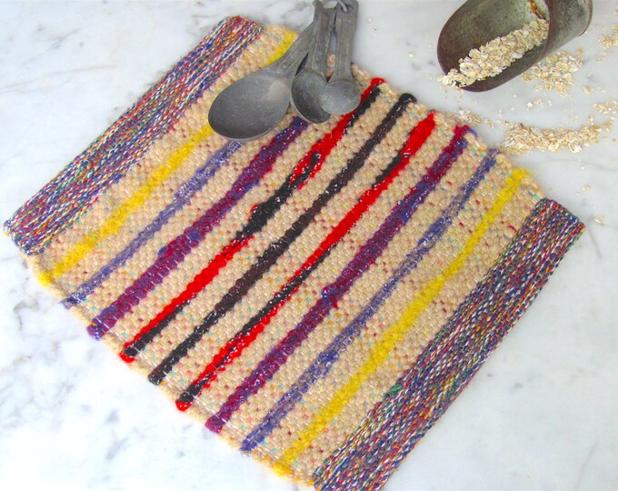 Rustic French Country Modern Farmhouse Decor Oven Hot Mat Foodie Gift Gourmet Cooking Chef Kitchen Decor Hand Woven Green Wool Pot Holder