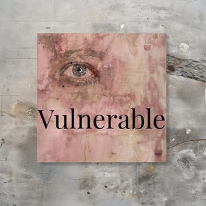 Stickers carrés vulnérables - Un art stimulant pour prendre soin de soi, une décoration moderne imperméable, un cadeau attentionné pour des journaux, des ordinateurs portables et plus encore