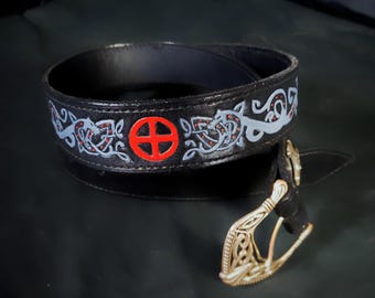 Knotwork leather belt