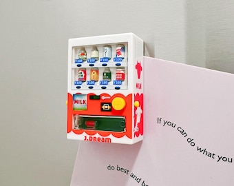 Imán para nevera con forma de mini máquina expendedora, bonita decoración retro para la cocina, regalo divertido para coleccionistas y amantes de los refrescos.