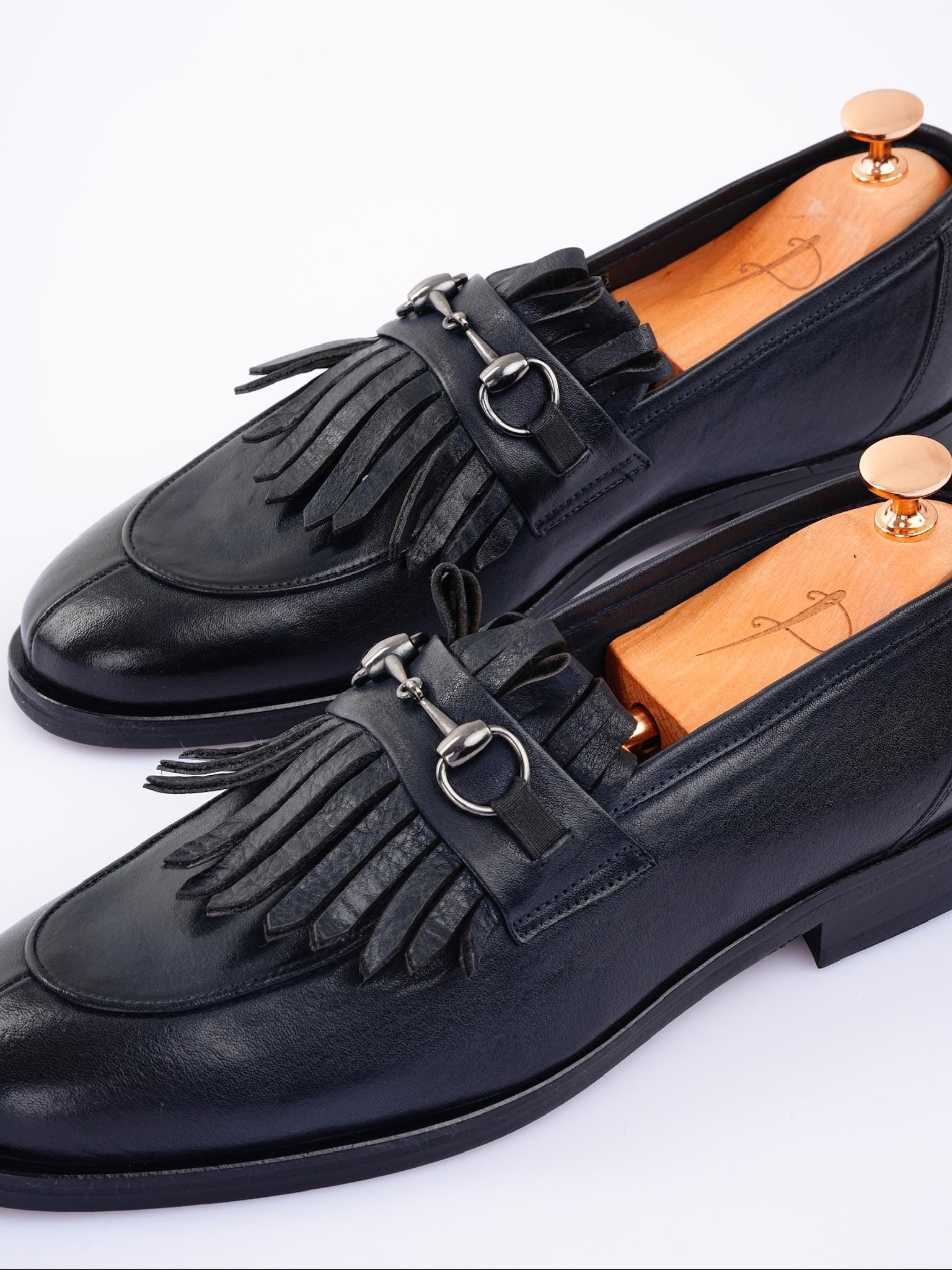 Handmade Black Leather Loafers: Tassel & Horsebit Dress  display picture 1
