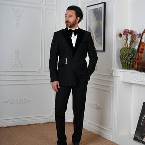 Mens Black Velvet Shawl Collar Tuxedo: Slim Fit Wedding Suit