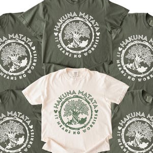 T-shirt Comfort Colors® Hakuna Matata Animal Kingdom, t-shirt Simba Timon Pumbaa, chemise de voyage en famille Le Roi Lion, cadeau de vacances Disney pour papa