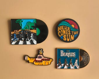 Spille smaltate dei Beatles – spilla musicale - ispirata ad Abbey Road