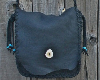 A simple black shoulder bag for everyday , Handmade black purse , Black handbag