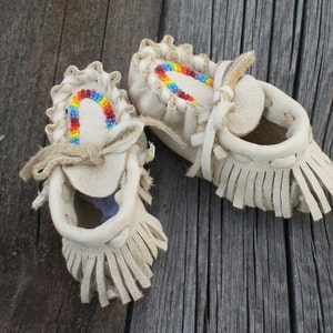 Beaded baby moccasins, Infant moccasins ,  fringed baby moccasins , leather baby moccasins , Baby shower gift