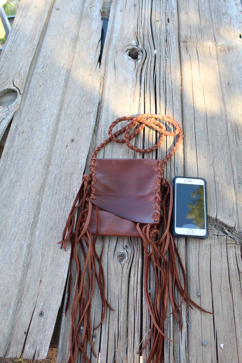 Fringed Leather Crossbody Phone Bag, Rust Color 画像 6