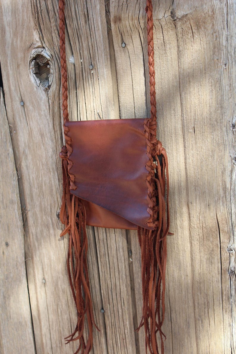 Fringed Leather Crossbody Phone Bag, Rust Color 画像 4