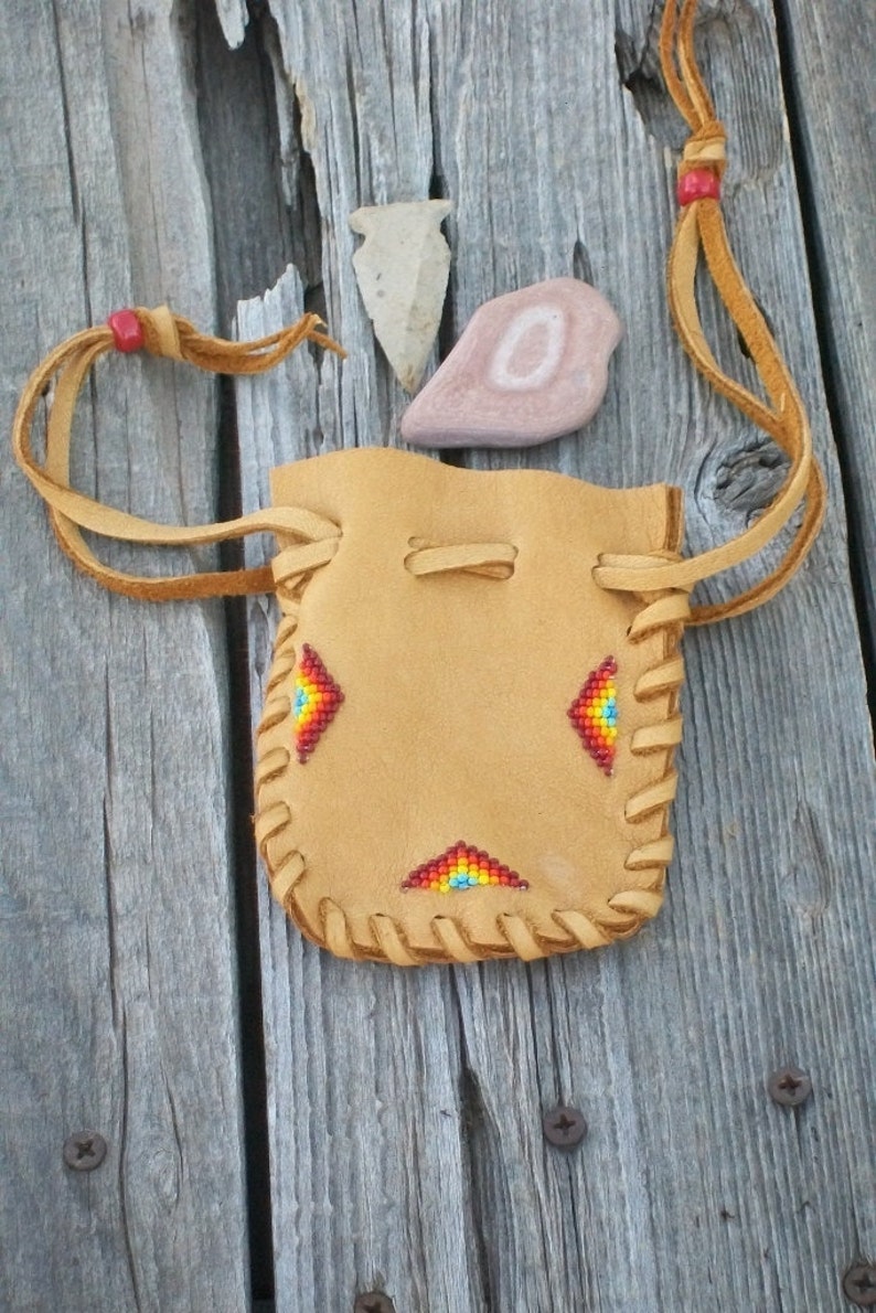 Beaded Leather Pouch , beaded medicine bag , drawstring leather pouch image 2