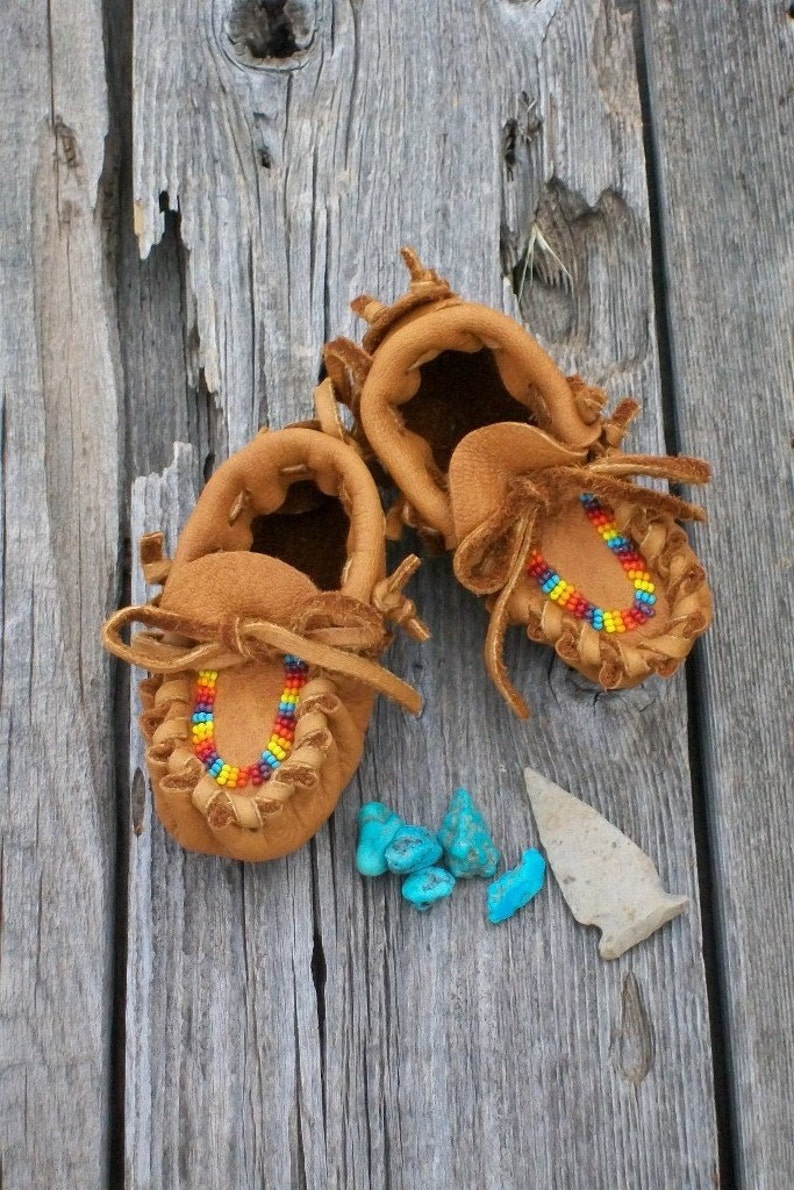 Handmade beaded moccasins , baby moccasins , beaded baby moccasins , custom moccasins , baby gift , unisex shoes , soft crib shoes image 1