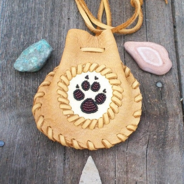 Wolf medicine bag ,   Beaded wolf paw ,   Handmade leather medicine bag