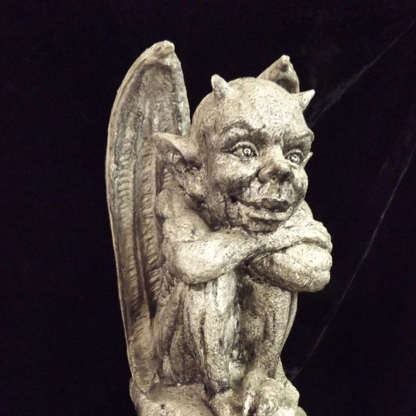 Garden Decor Large Gargoyle Statue Gothic Home Sentry Medieval Creature Renaissance Beast Indoor Goblin Statuary Outdoor Fantasy Yard Art