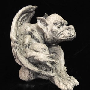 Gargoyle Statue Gothic Winged Creature Beast Fantasy Medieval Renaissance Statuary Goth Indoor Home Castle Guardian Halloween Decor Art