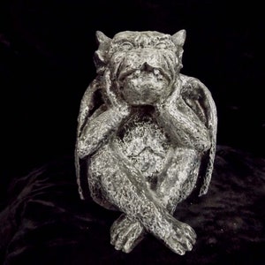 Gargoyle Statue Small Pondering Ornamental Statuary Mini Statuette Yard Garden Art Home Indoor Decor Halloween Haunt Prop Gothic Halloween