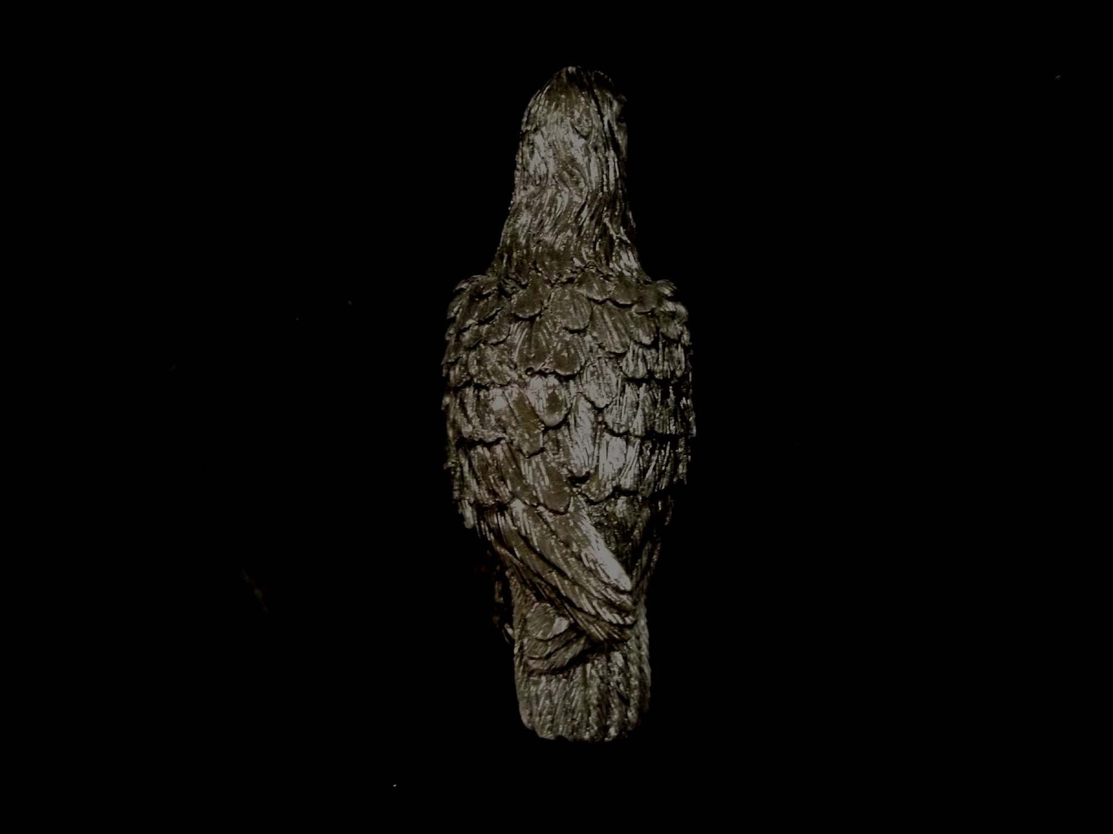 the crow gallery statue