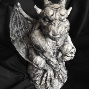Gargoyle Sentry Protector Statue Horned Creature Beast Statuary Medieval Renaissance Small Black Fantasy Indoor Gothic Castle Decoration