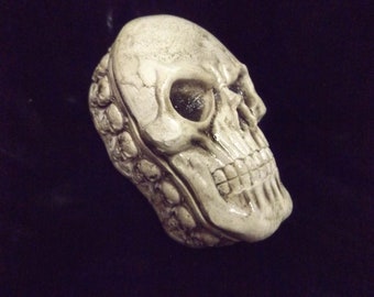 Skull Box Gothic Skeleton Bone Jewelry Box Macabre Weird Engagement Ring Box Strange Odd Dark Pirate Home Decor Unique Trinket Storage