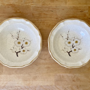 Vintage Mikasa White Petal Bowl Set of 2