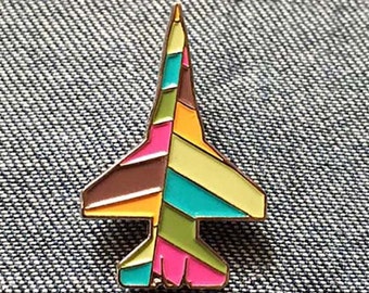 F16 Razzle Dazzle Emaille Pin
