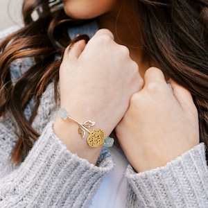 Pulsera de flores de nacimiento de oro - Pulsera de flores de nacimiento - Joyería de flores de nacimiento - Pulsera de flores de oro