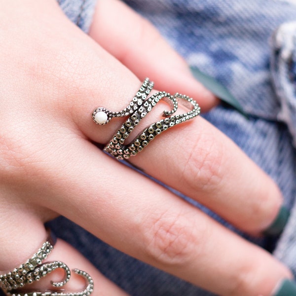 Birthstone Silver Octopus Ring - Knuckle Ring - Pirate Ring - Steampunk Ring