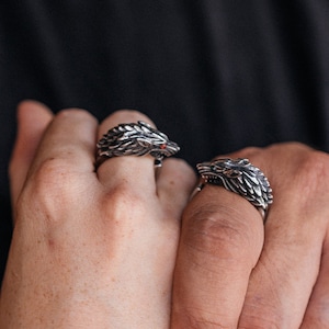 Wolf Ring: Viking Style Metal Alloy Ring with Rhinestone