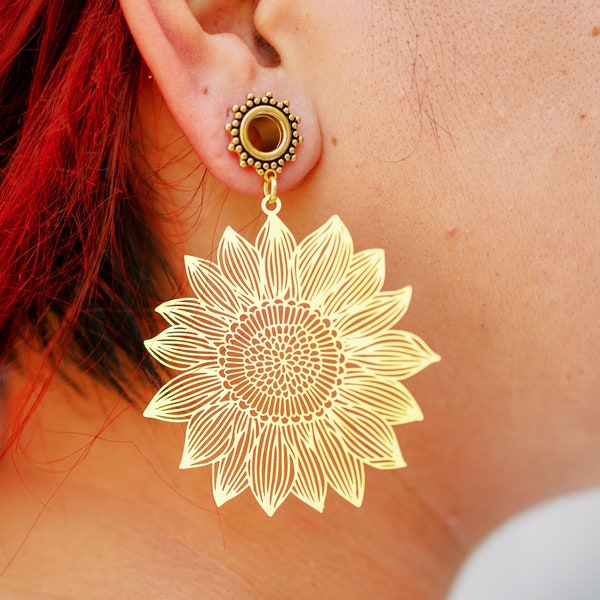 Sunflower Plugs - Plugs and Tunnels - Dangle Plugs - Ear Tunnels - Ear Gauges