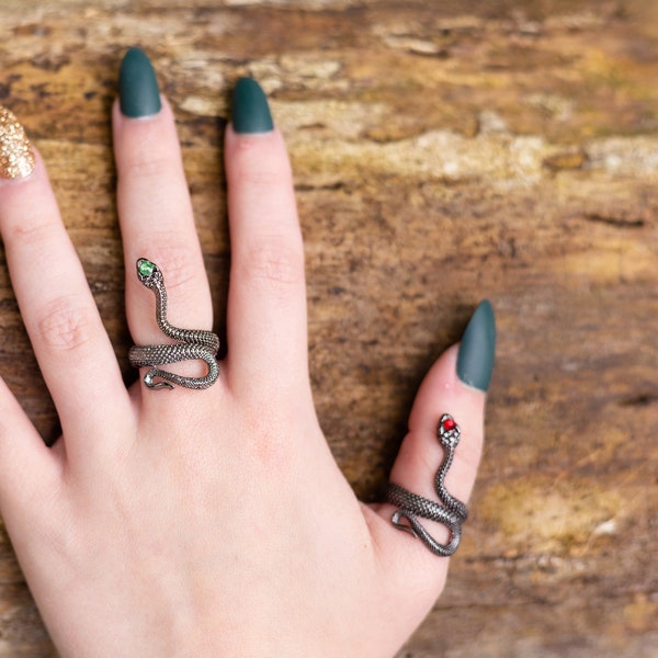 Black Birthstone Snake Ring - Goth Ring - Witchy Jewelry